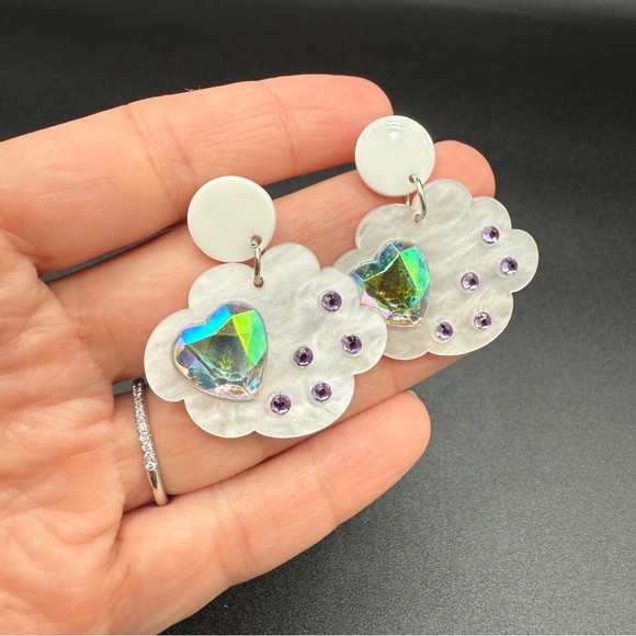 White Cloud Acrylic Earrings with Iridescent Purple Heart Accent - Picture 9 of 10